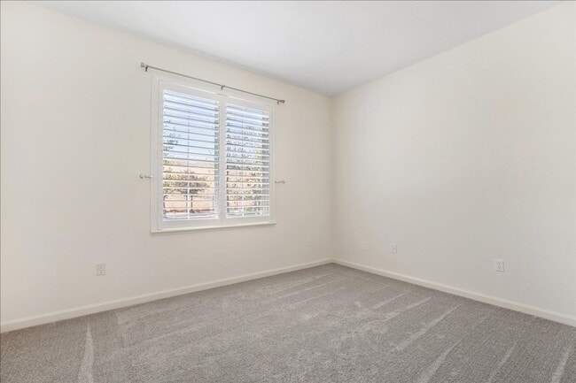 Building Photo - 957 Antiquity Dr