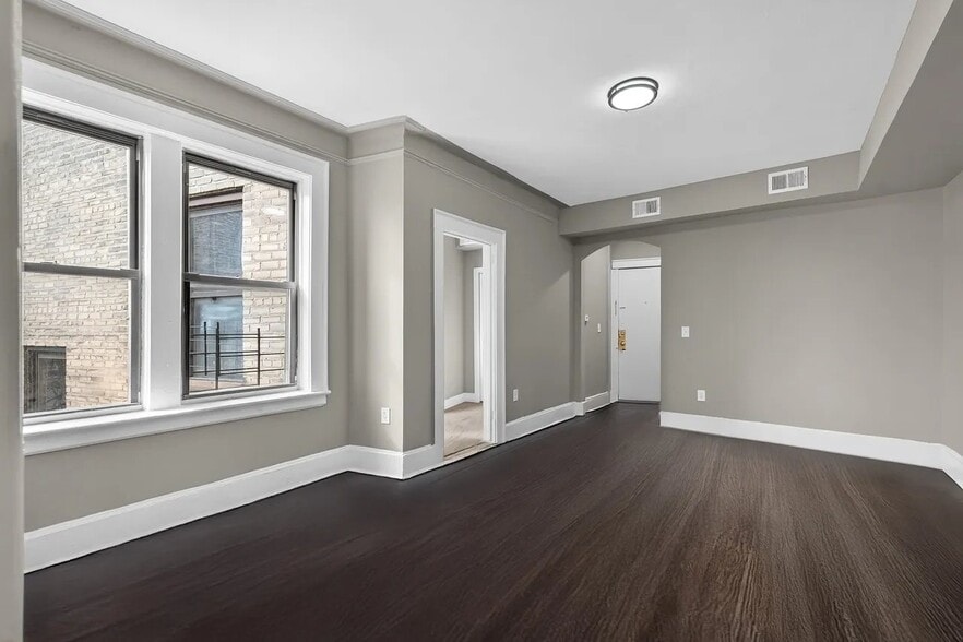 Building Photo - 1003 S Orange Ave