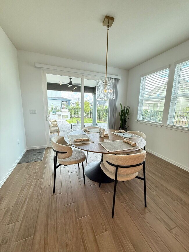Building Photo - "Spacious 3-Bedroom Home in St. Cloud with...