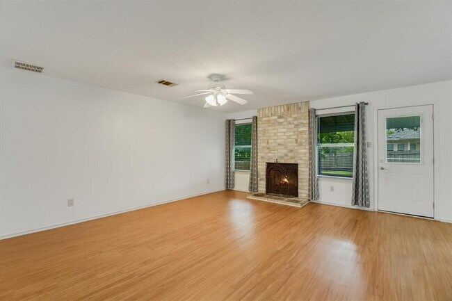 Building Photo - 13917 Maricella Ln