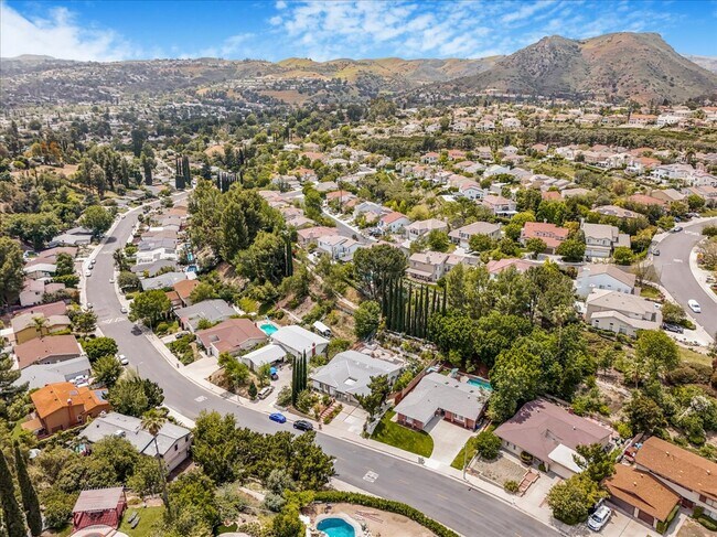 Building Photo - 7365 Pomelo Dr