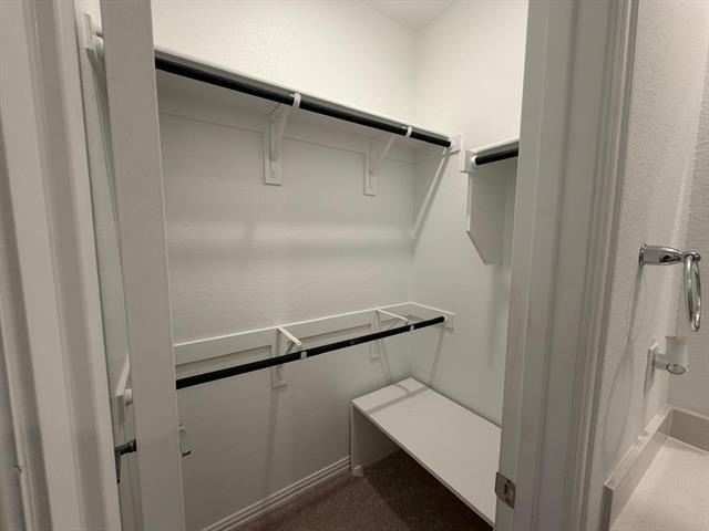 Building Photo - 2521 Birchcrest Dr