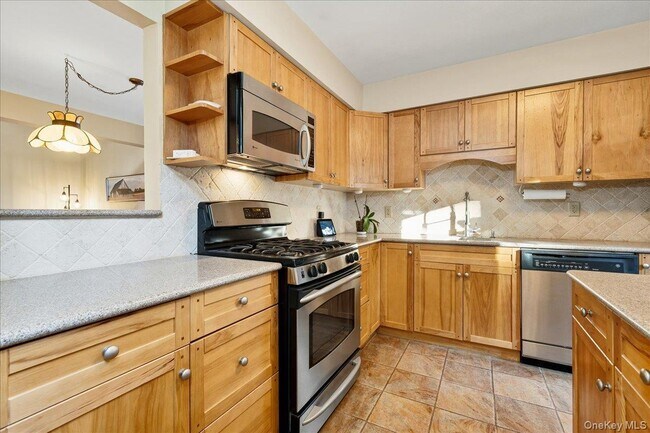Building Photo - 59 Butler Dr