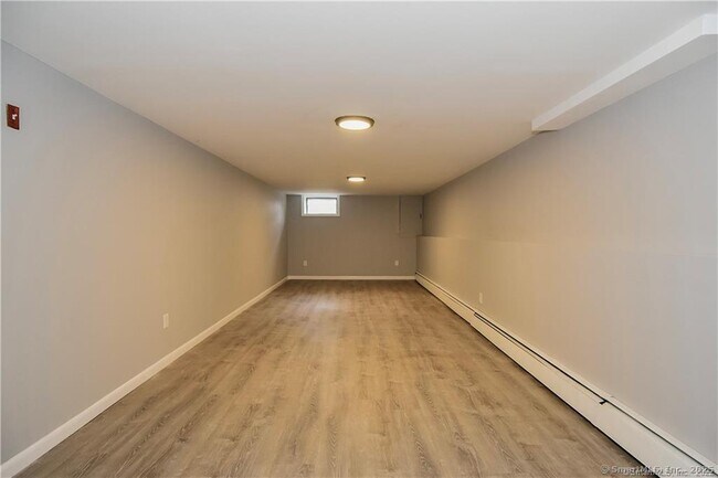 Building Photo - 10 N Cobblers Ct