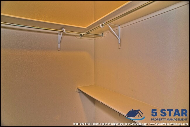 Building Photo - 452 Isaias Ave.