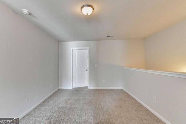 Building Photo - 5535 Lightheart Ct