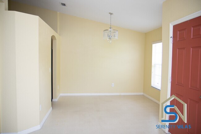 Building Photo - 4221 Wooley Ave