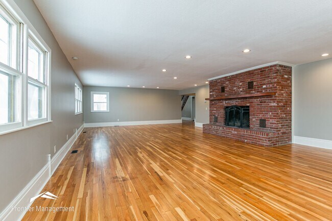 Building Photo - 26603-2K-99 KS-99