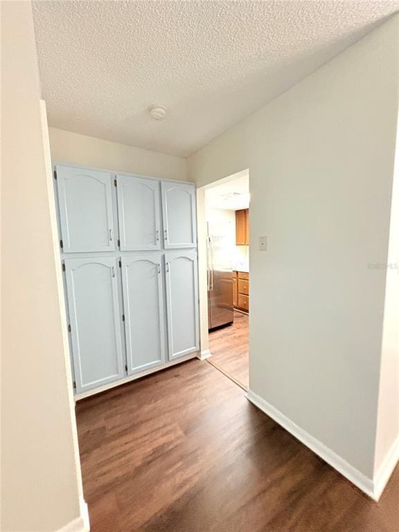 Building Photo - 851 Creekway Ct
