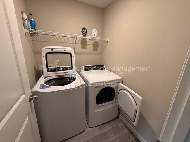 Building Photo - 1209 Beach Dune Dr