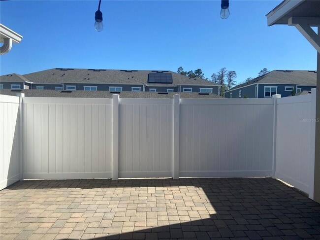 Building Photo - 10400 Spring Arbor Ln
