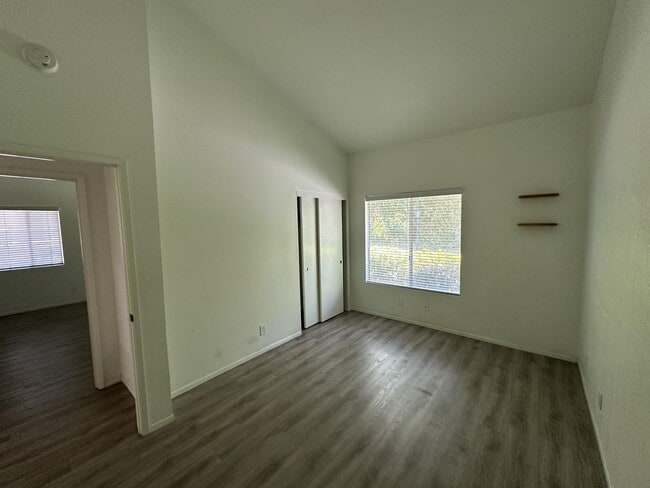 Building Photo - 2077 Village Ln