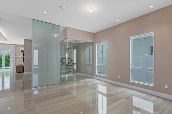 Building Photo - 8415 NW 34th St