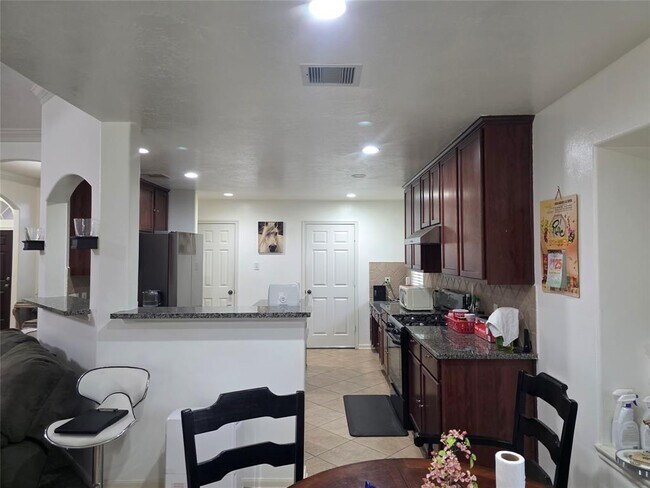 Building Photo - 13111 Heather Falls Dr