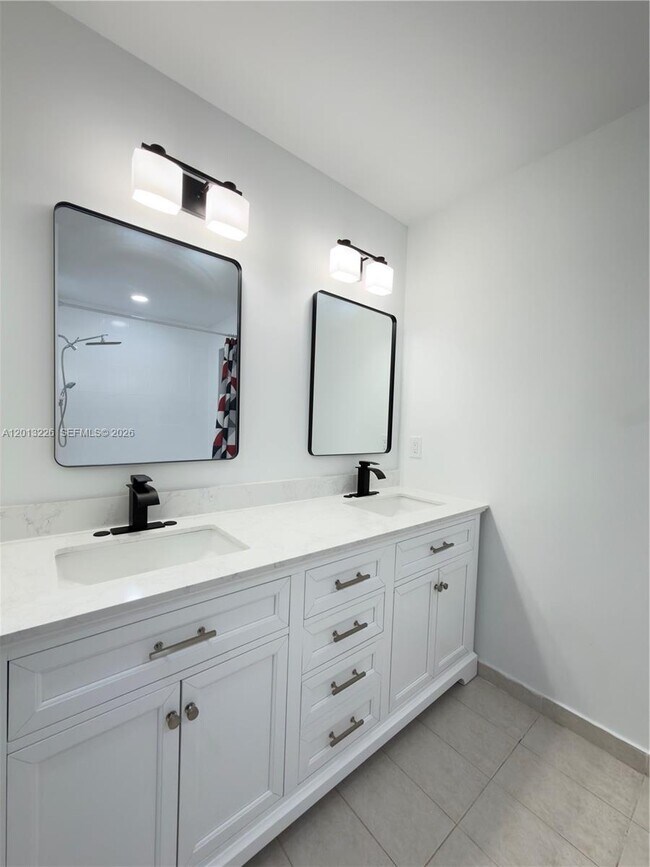 Building Photo - 8725 SW 158th Pl