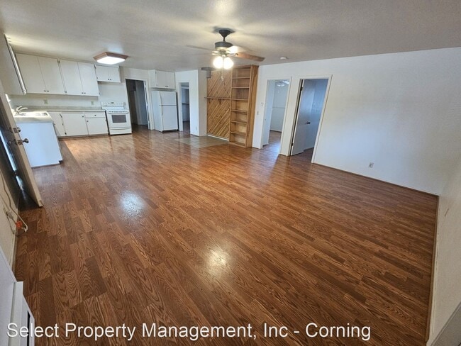Building Photo - 3 br, 1 bath House - 23367 South Ave