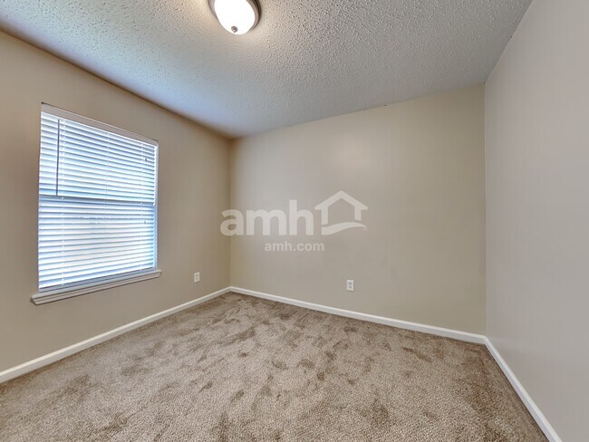 Building Photo - 96122 Stoney Glen Ct