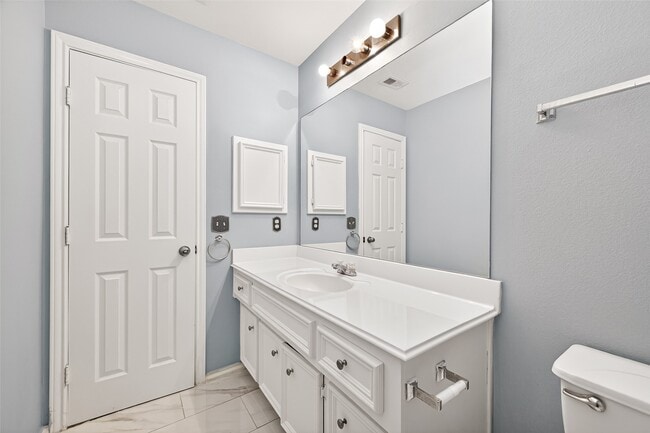 Building Photo - 26806 Shoal Hollow Ct