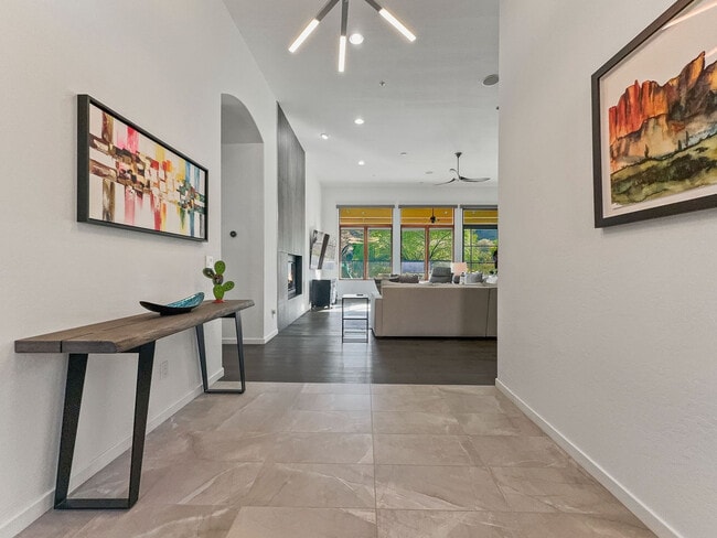 Building Photo - 14559 E Charter Oak Dr