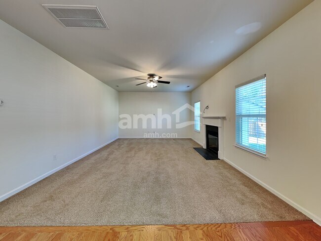 Building Photo - 304 Trout Valley Rd