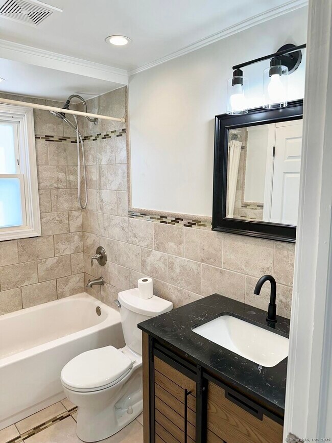 Building Photo - 46 Vance Rd