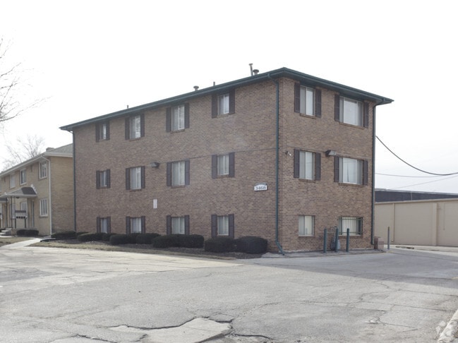 Building Photo - Westgate Apartments II