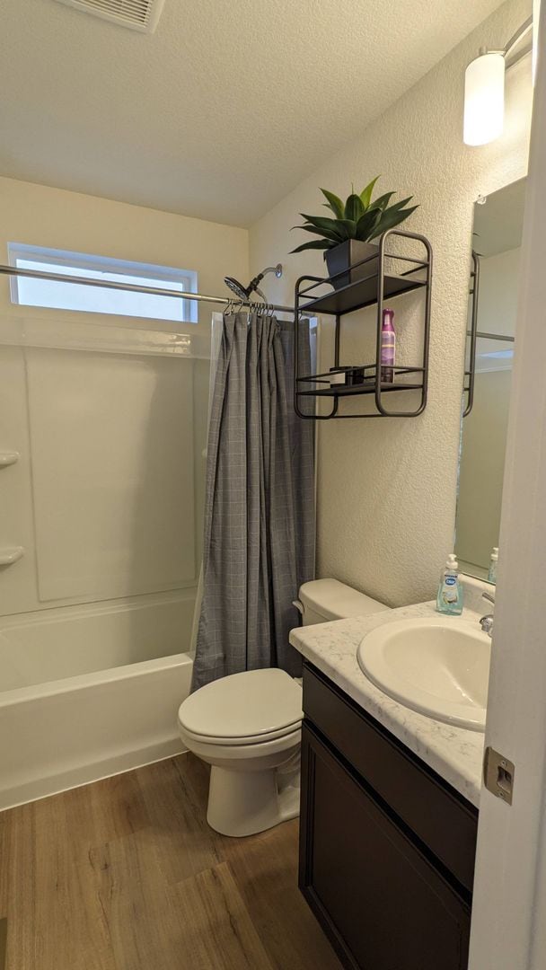 Building Photo - MODERN TWO STORY 2 BED/2 BATH IN BANNING LEWIS RANCH!