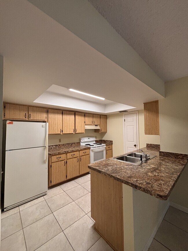 Building Photo - 8075 W Homosassa Trail