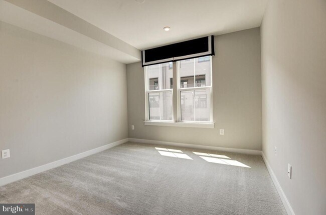Building Photo - 1743 Dunnington Pl
