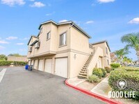 Building Photo - 3657 Avocado Village Ct