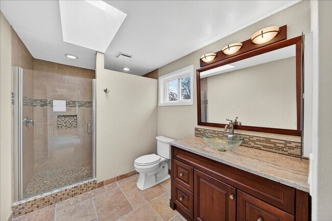 Building Photo - Gorgeous Updated Home in the Heart of Eagle Hills