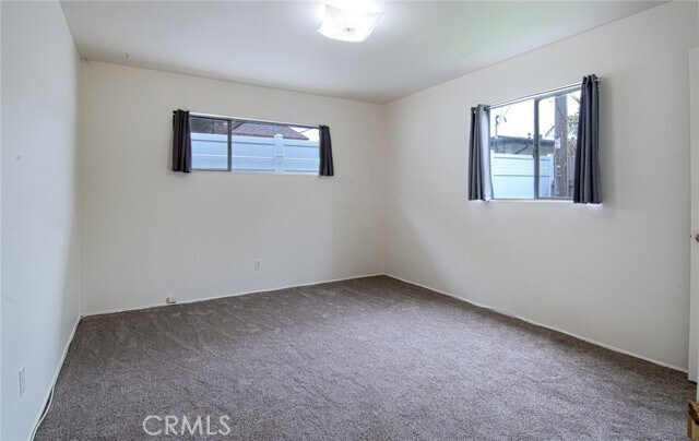 Building Photo - 125 W Escalones