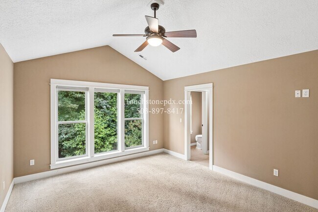 Building Photo - 37162 Coralburst St