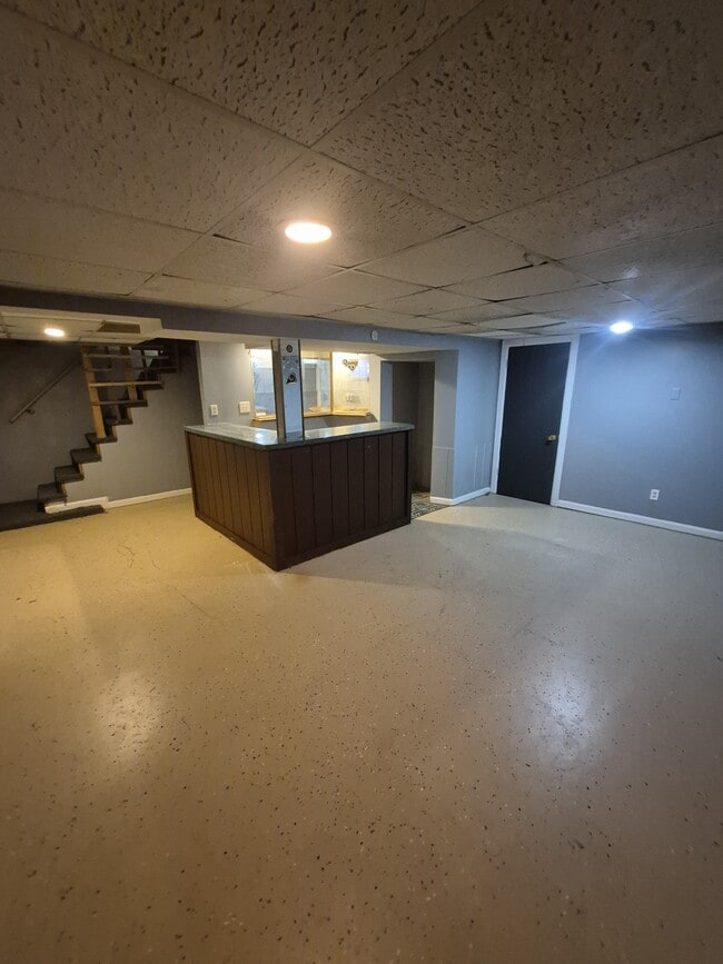 Building Photo - 1539 Comet Dr