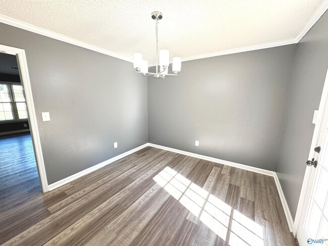 Building Photo - 103 Whisperwood Ln