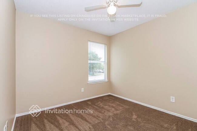 Building Photo - 646 Via Estrella