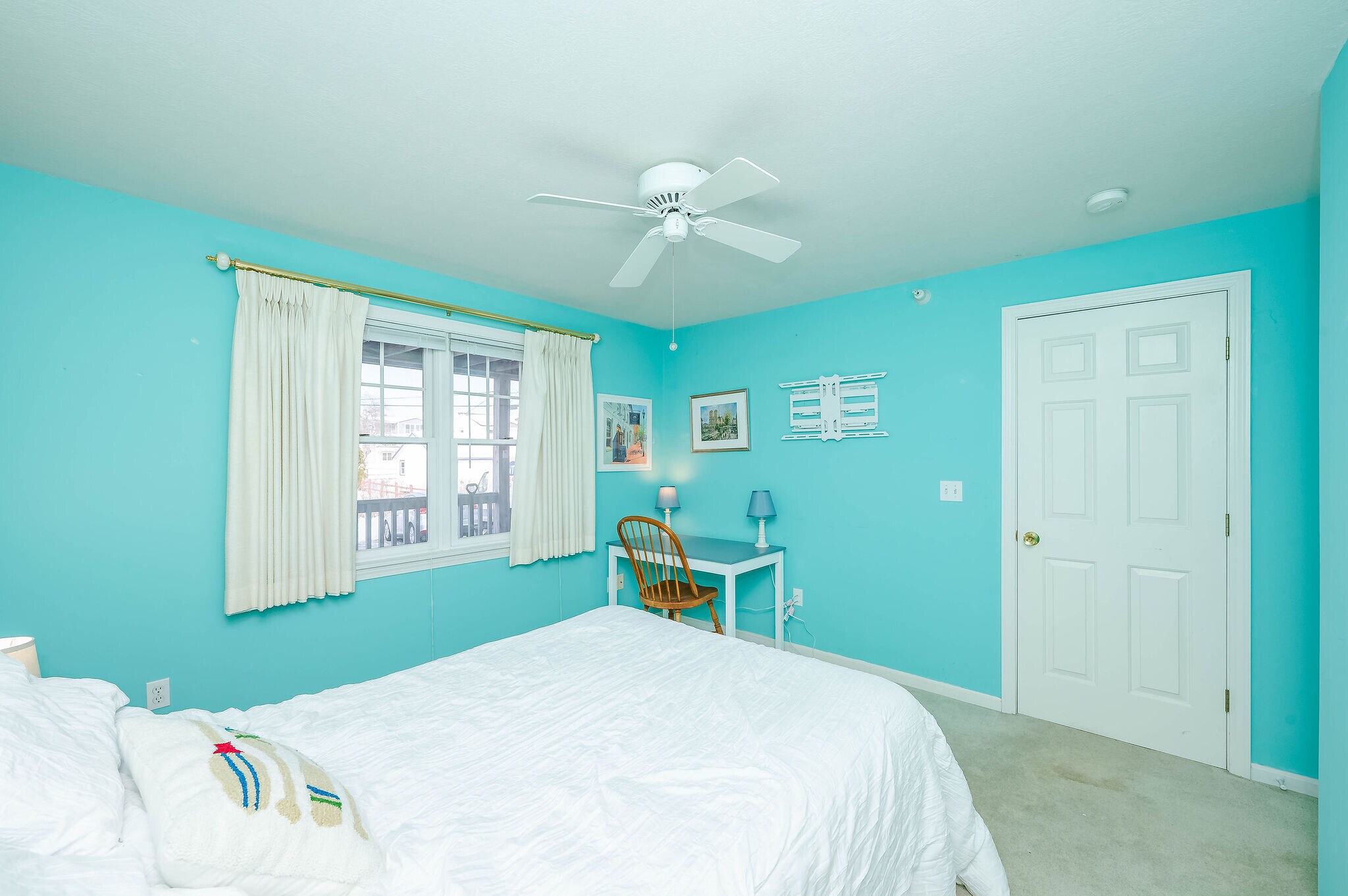 Building Photo - 790 York St