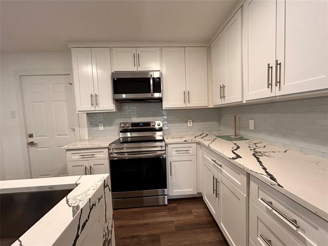 Building Photo - 2707 El Capitan Dr