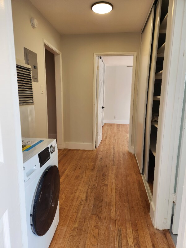 Building Photo - 1442 Stanford St