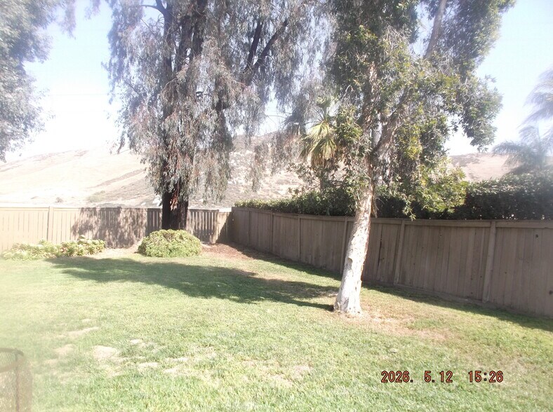 Building Photo - 3032 Chablis Ave
