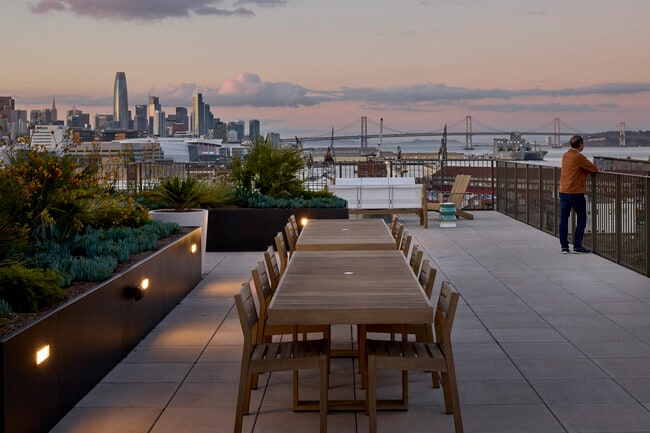 Building Photo - The Sophie Maxwell