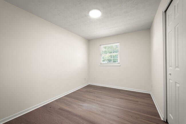 Building Photo - 11057 Bluehill Dr