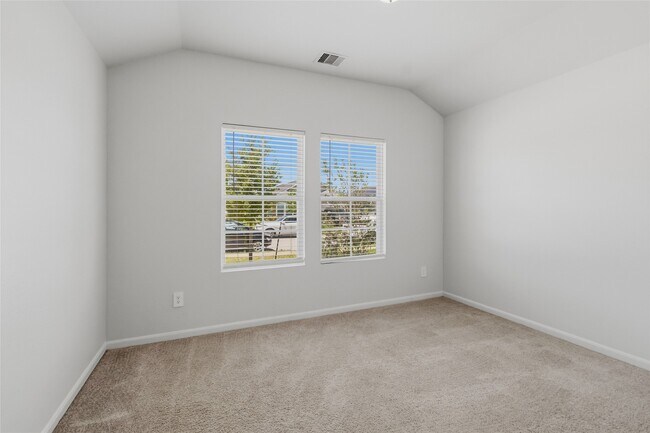 Building Photo - 111 Bering Dr