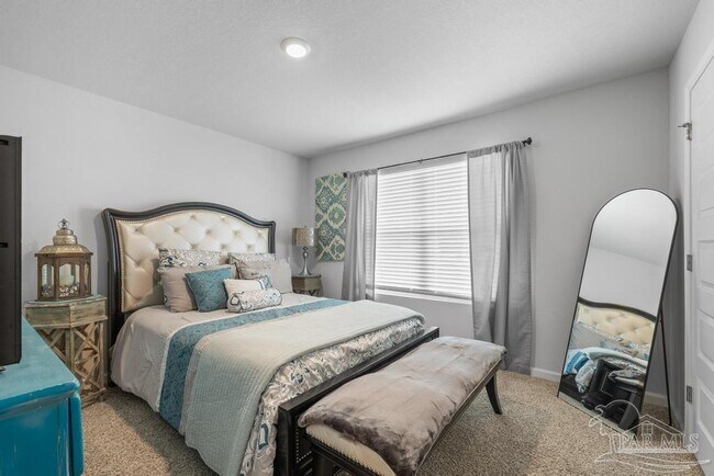 Building Photo - 5213 Peach Dr