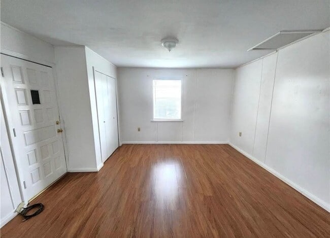 Building Photo - 734 Bellanger St