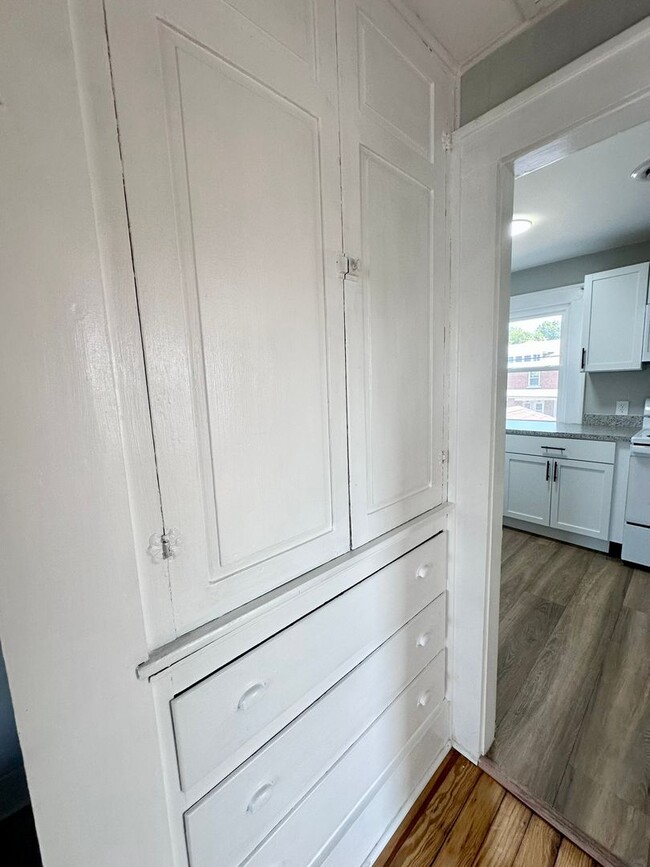 Building Photo - 139-141 W. Sandusky