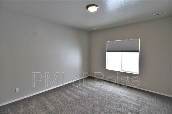 Building Photo - 973 S Rangipo Ave