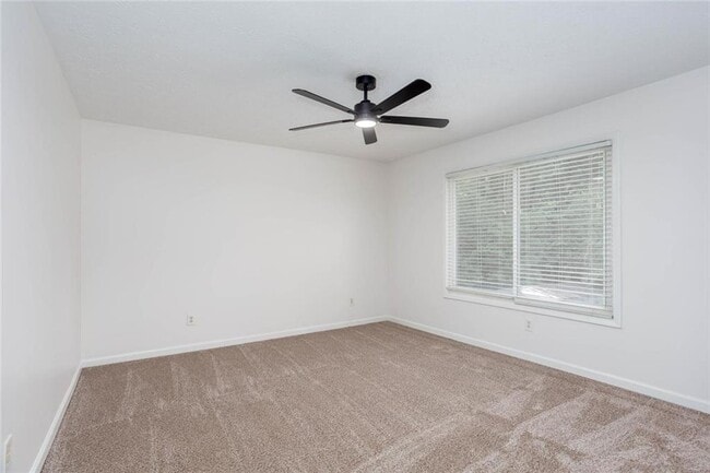 Building Photo - 1093 Caprice Dr