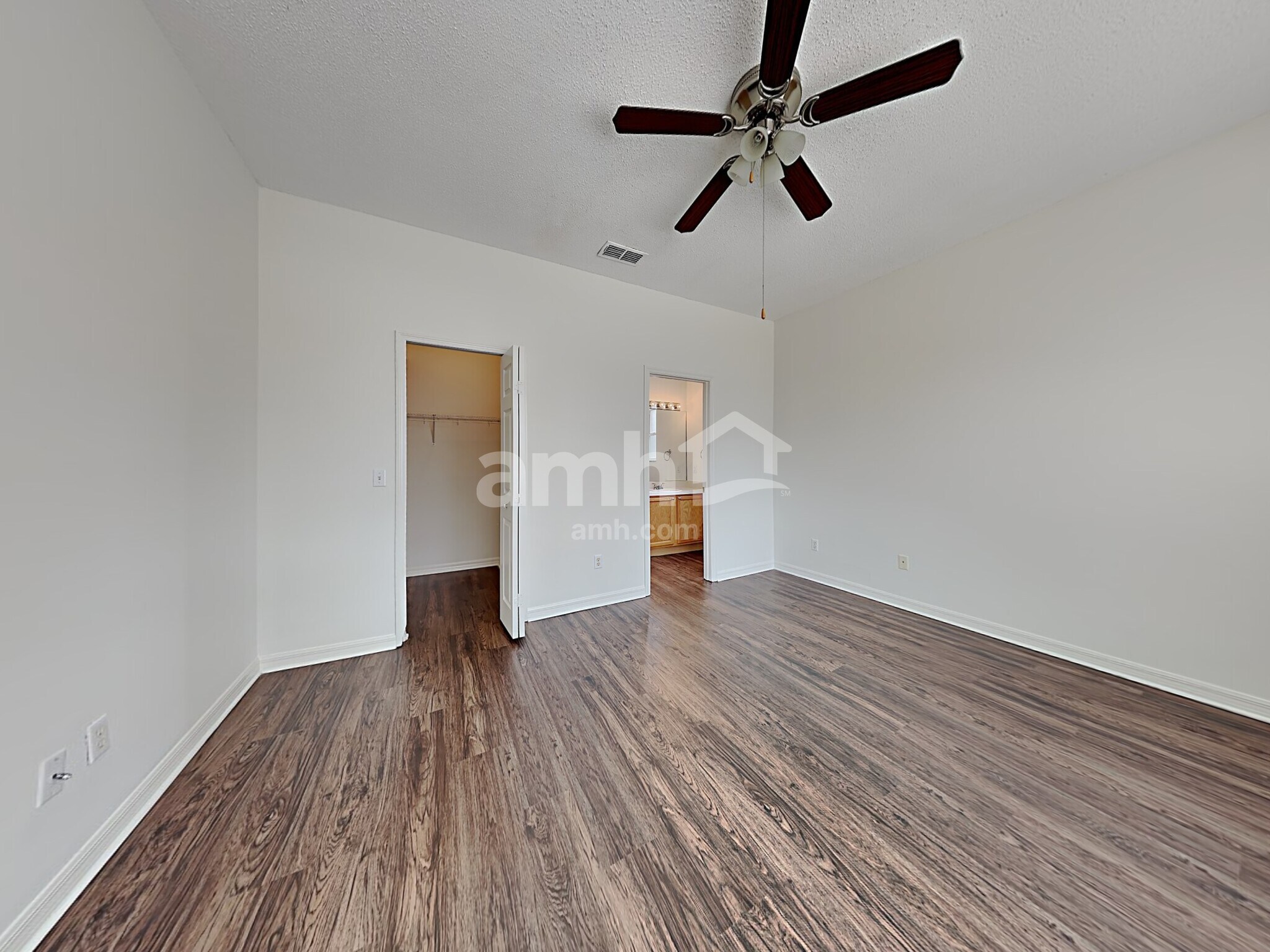 Building Photo - 2722 Cullens Ct