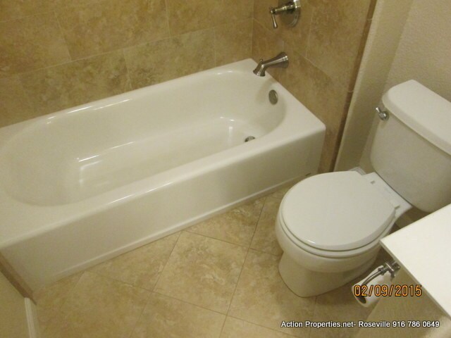 Building Photo - West Roseville 2100sqft, 3 Bedroom (office...